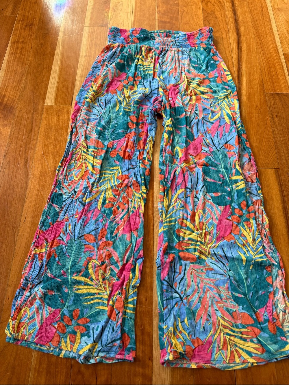 Kona Sol beach pool relaxing floral pants with leg slits loose size small
